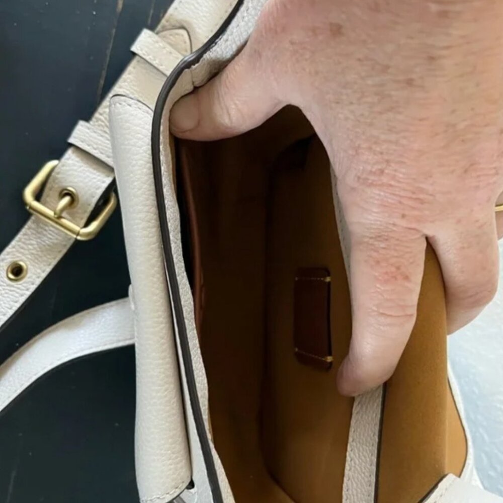 Coach Tabby Messenger 19 Chalk Leather Crossbody NWOT - Picture 6 of 8